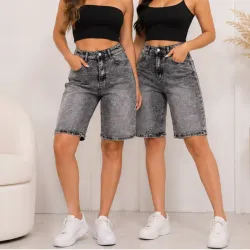 Bermuda en Tono Gris con Brillo