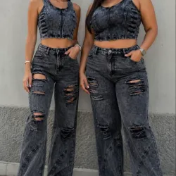 Conjunto de Blusa y Pantalón