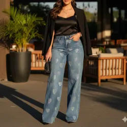 Pantalón de Corte Holgado con Relieve en Corazón de Piedras  