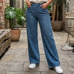 Pantalón con Cadena de Brillo
