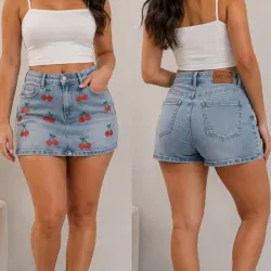 Saya Short con Relieve de Cereza en Piedra