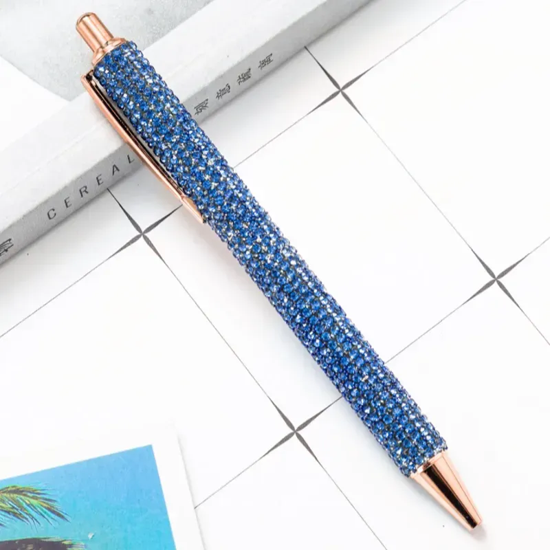 Bolígrafo con diamantes azules