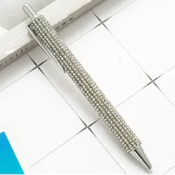 Bolígrafo con diamantes