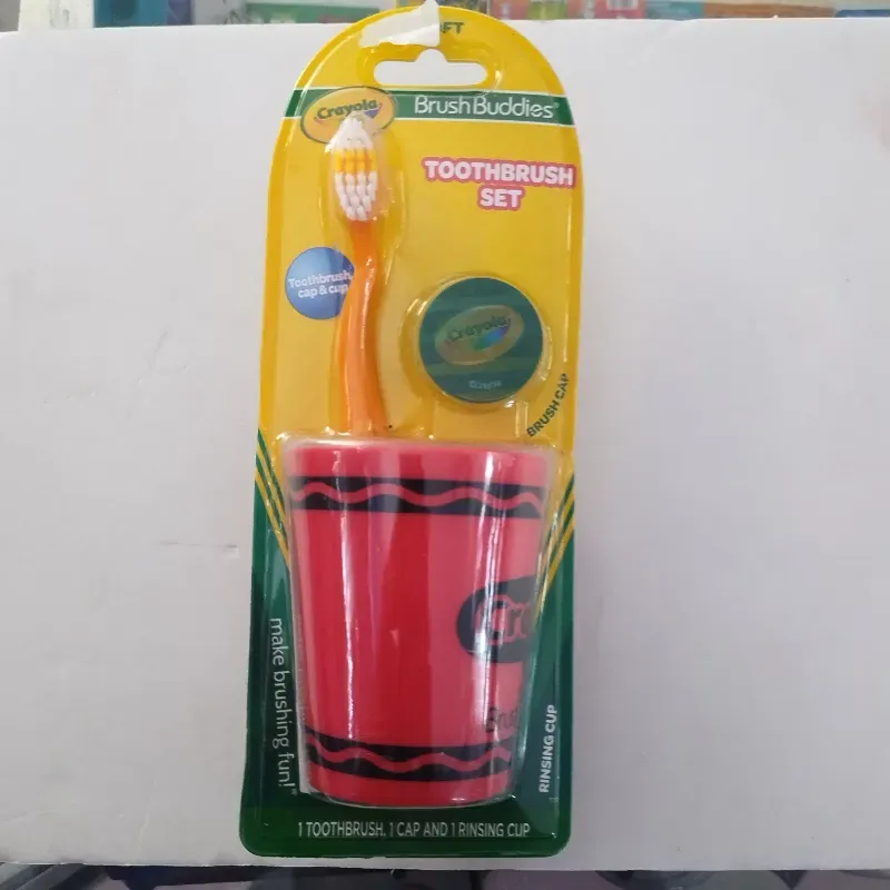 Cepillo de dientes con vaso