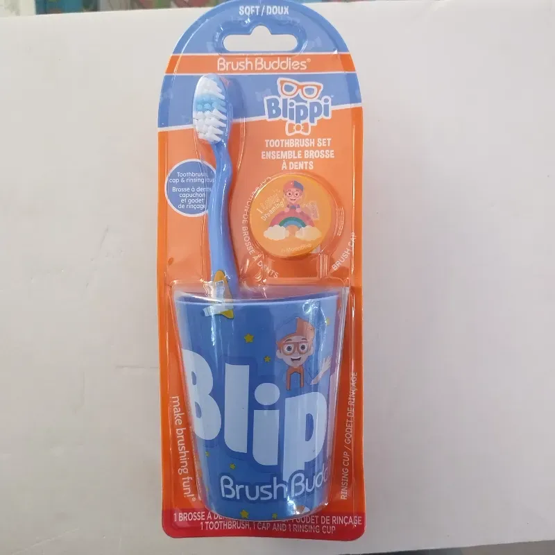 Cepillo de dientes con vaso