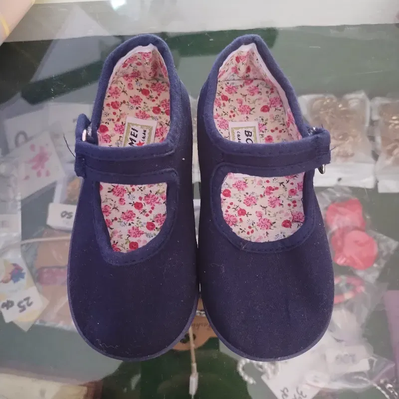 Zapatos de niña