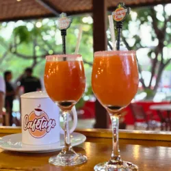 Jugo de fruta natural 