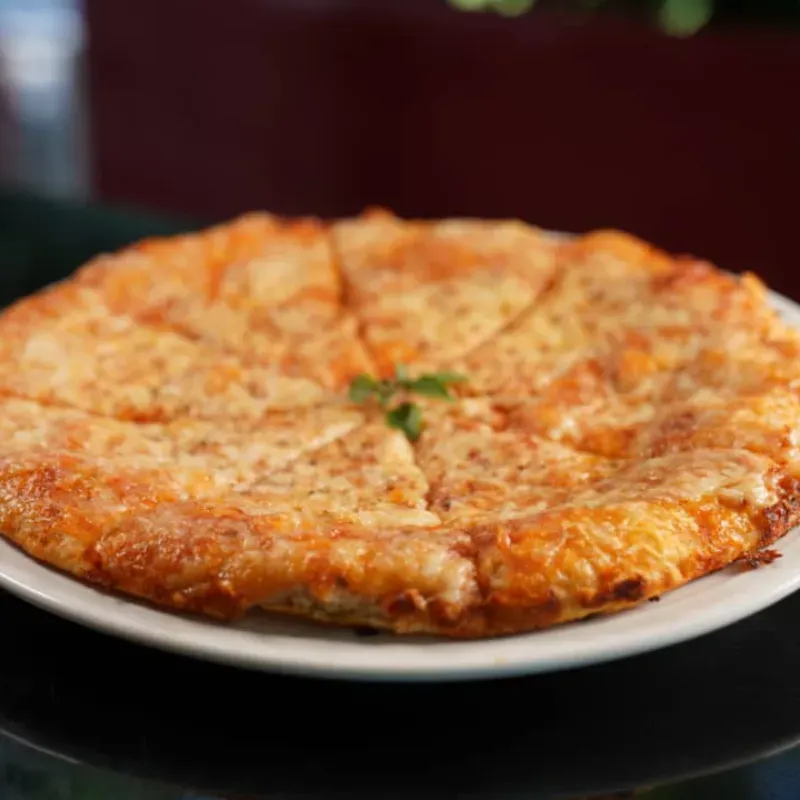 Pizza Napolitana queso blanco 