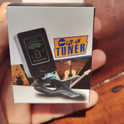 Toner o afinador clip on.