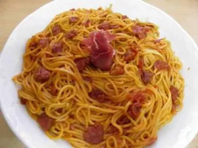 G-Espaguetis con Jamón