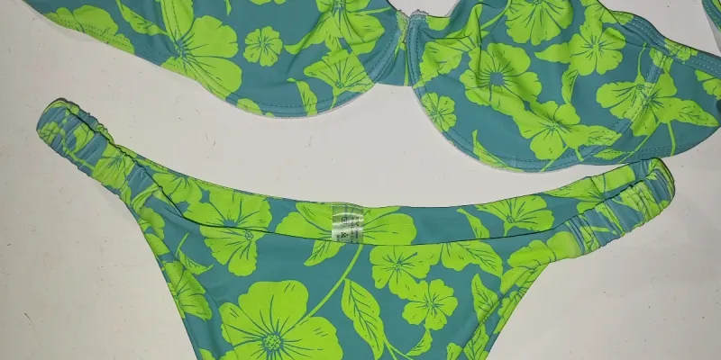 Bikini Verde Talla M