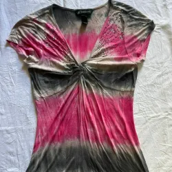 Blusa Rosada y Gris de Perlas Talla M