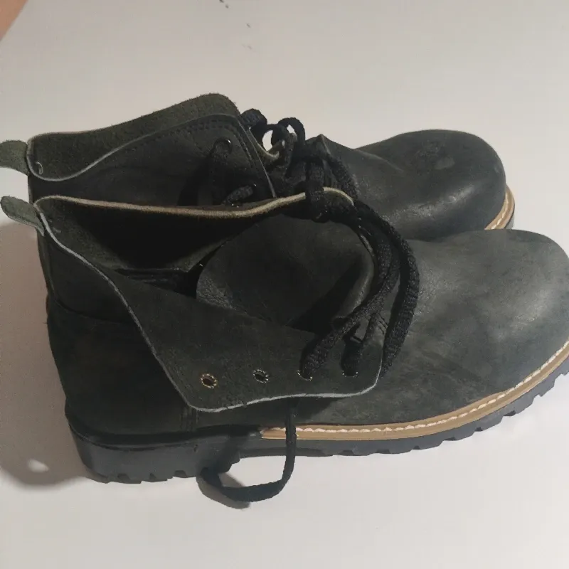 Botas de labor artesanal número 40