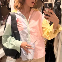 Camisa de colores