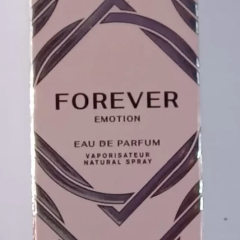 Perfumes (Diferentes)