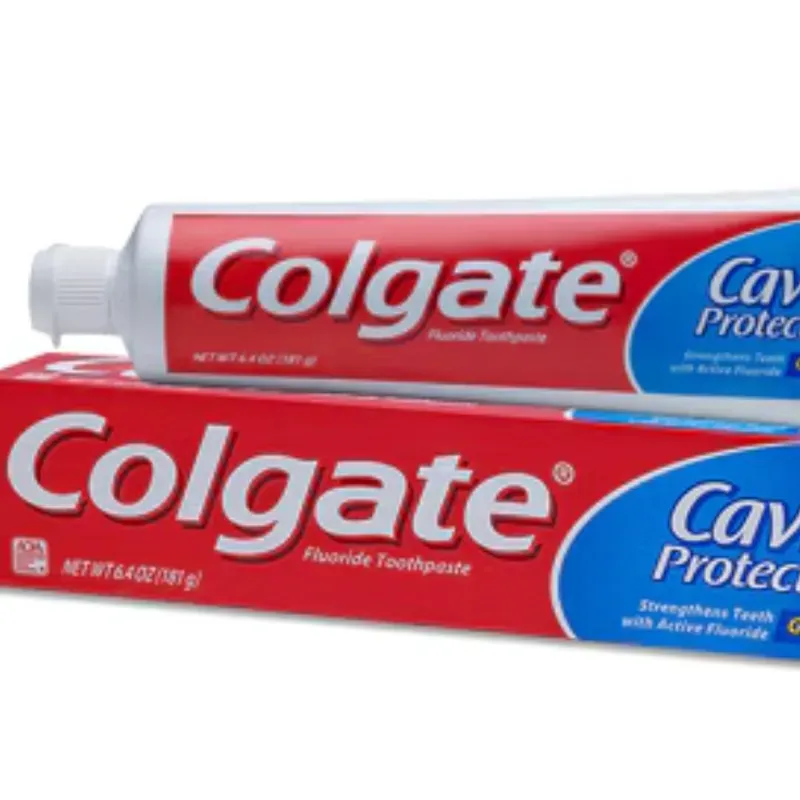 Pasta de dientes Colgate 