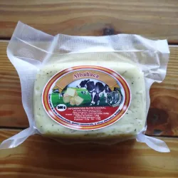 Queso tipo Mozzarella con albahaca