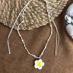 Collar de plumeria 