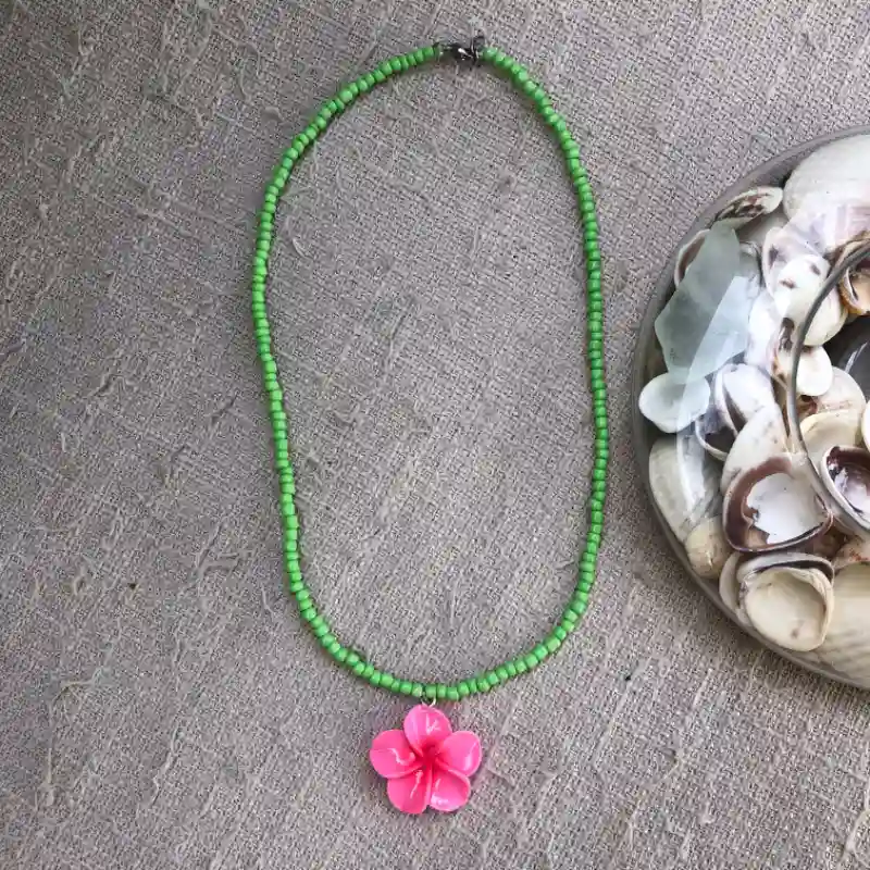 Collar plumeria 