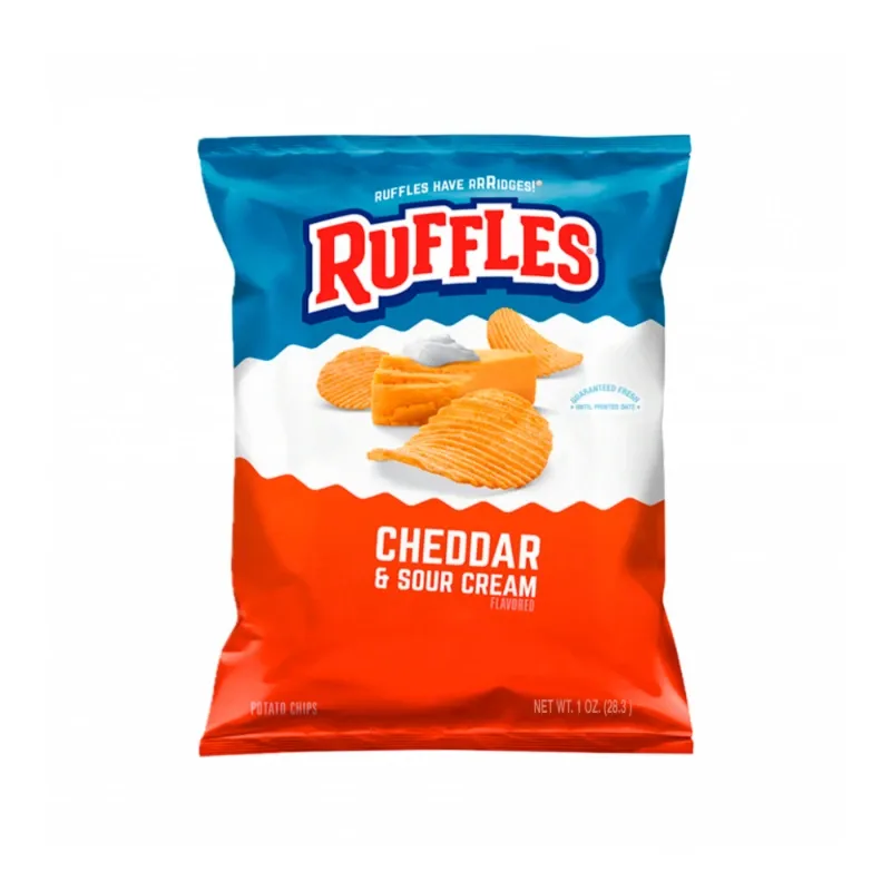 Papas fritas sabor queso cheddar y crema agria Ruffles (28.3 g / 1 oz)