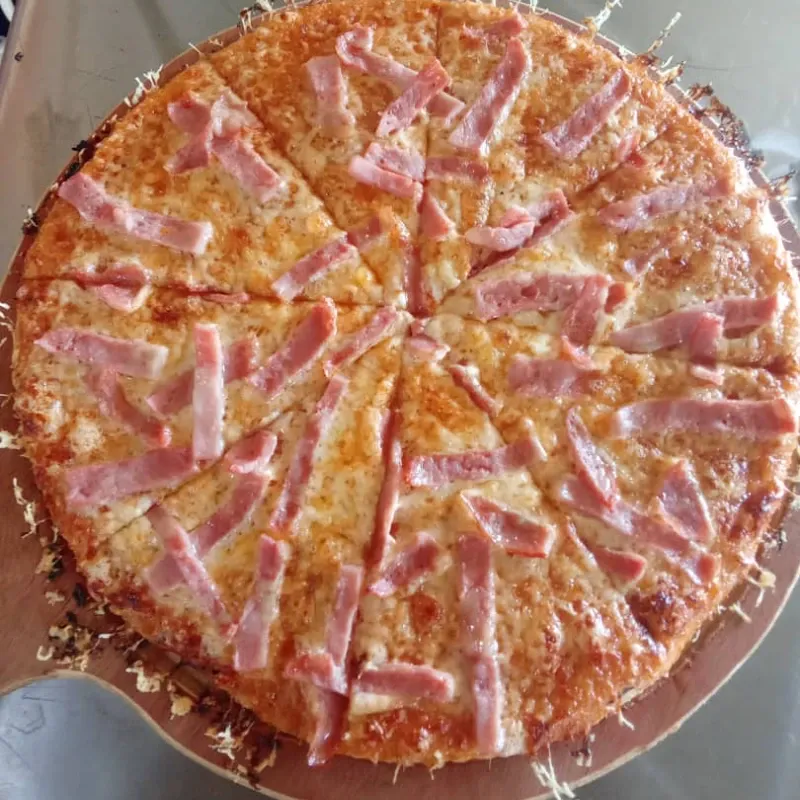 Pizza Queso Gouda y Jamon