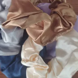Scrunchies de satin