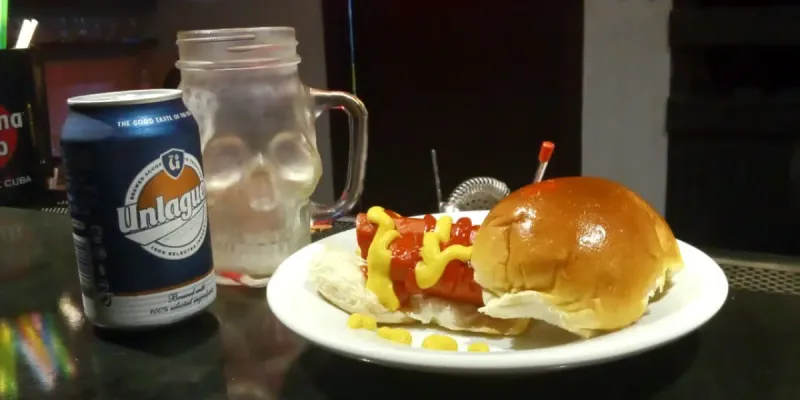 Perro Caliente + 1 luquido