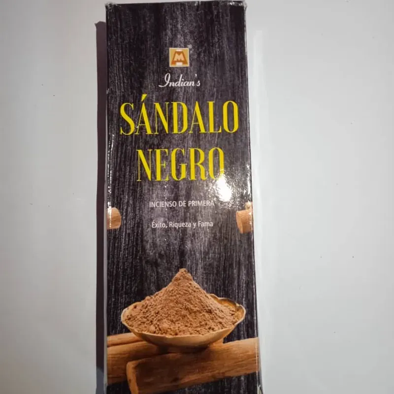 Sandalo negro