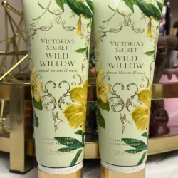 Crema corporal Victoria Secret Wild Willow 