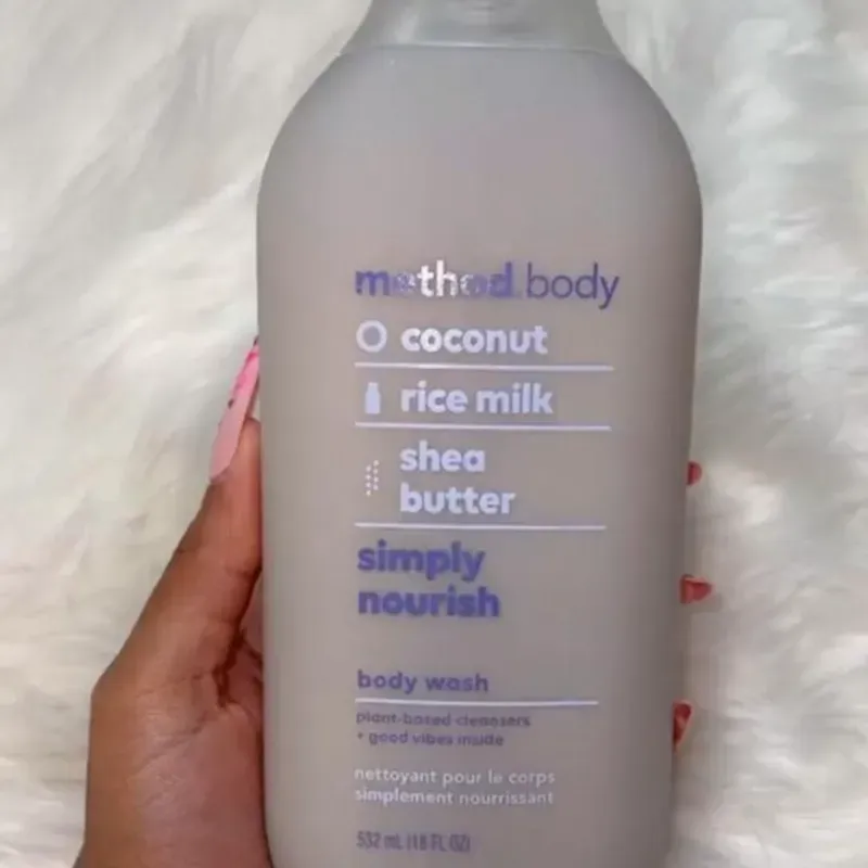 Gel de ducha Method Body Simply Nourish 🥥🍚🧈