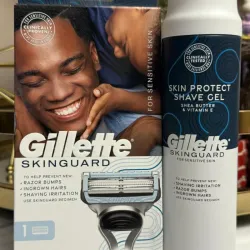 Set de rasuradora y espuma de afeitar Gillette de hombres