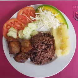 Masa de cerdo frita 