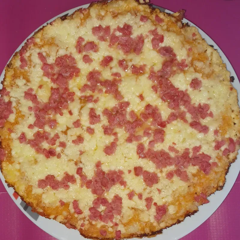 Pizza de Jamón y Queso Criollo 