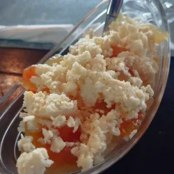 Dulce de fruta bomba con queso 