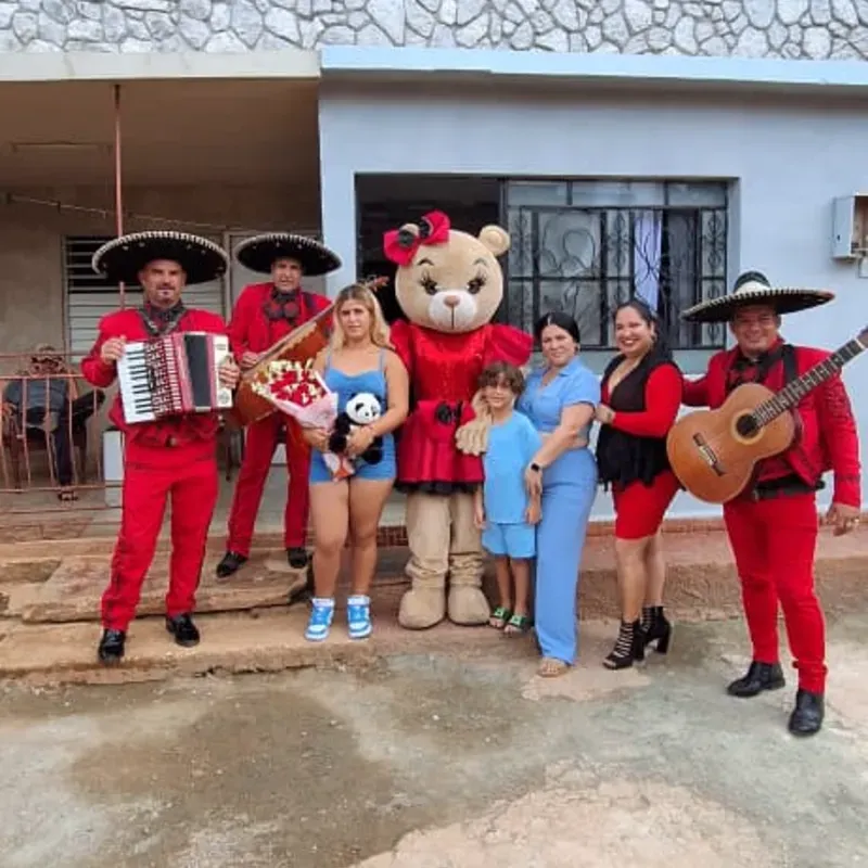 ❤️❤️4️⃣Mariachis rojo 1️⃣osa roja ❤️❤️