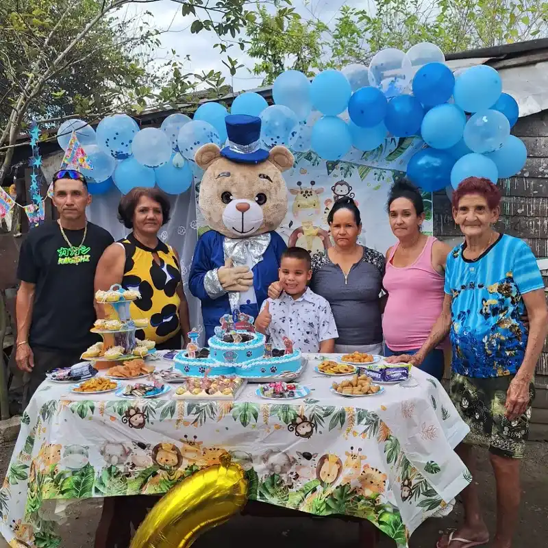 👑💙🐻💙🐻💙🐻👑
