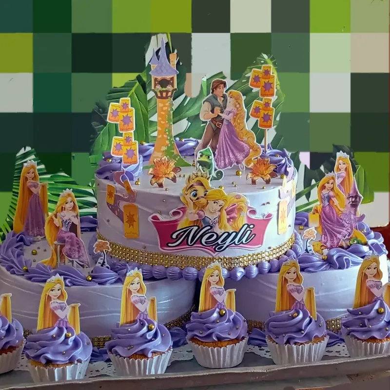 Cake y cupcakes