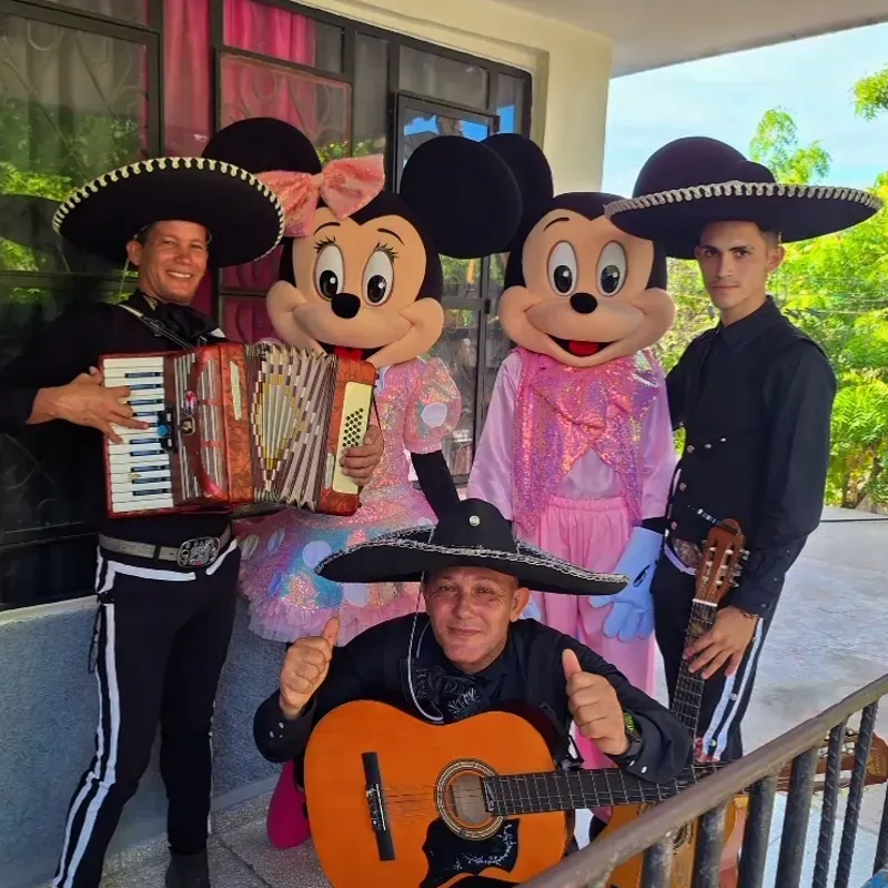 🩷🩷 Combo 3 Mariachis, Minnie y Mickey Mouse 🩷🩷