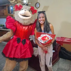 Entrega a una Quinceañera 