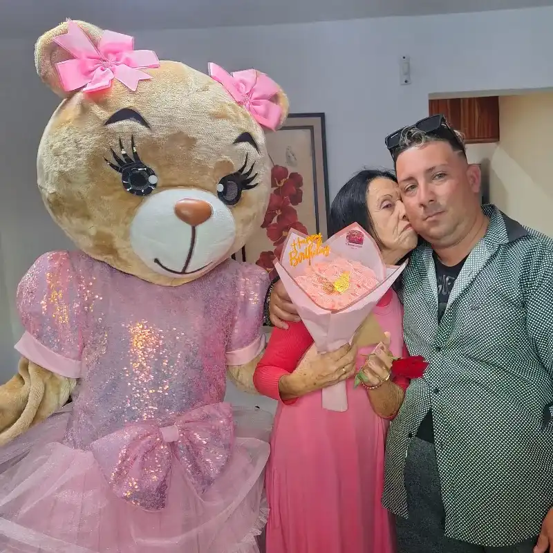 Entrega de cumpleaños 🎂 
