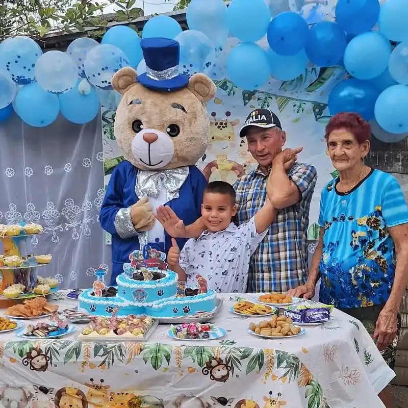 👑💙🐻💙🐻💙🐻👑