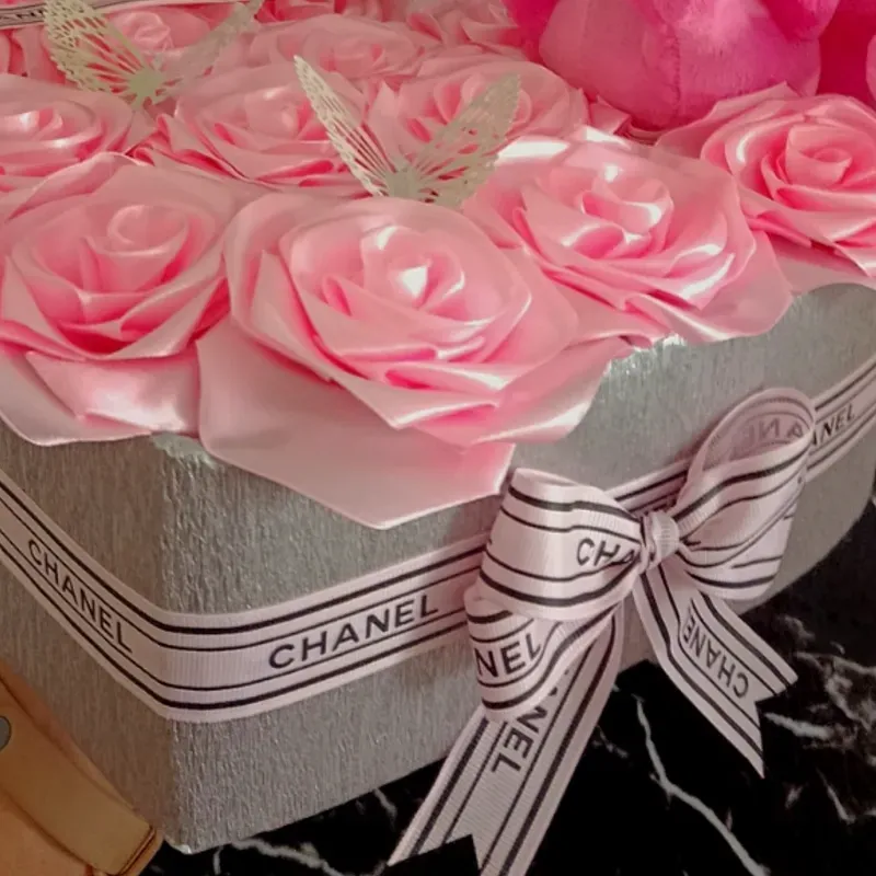 🩷 Hermoso regalo Chanel con Angela 🩷
