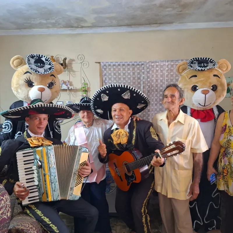 Mariachis 🎤🎶🎤🐻🎤🎤🎶
