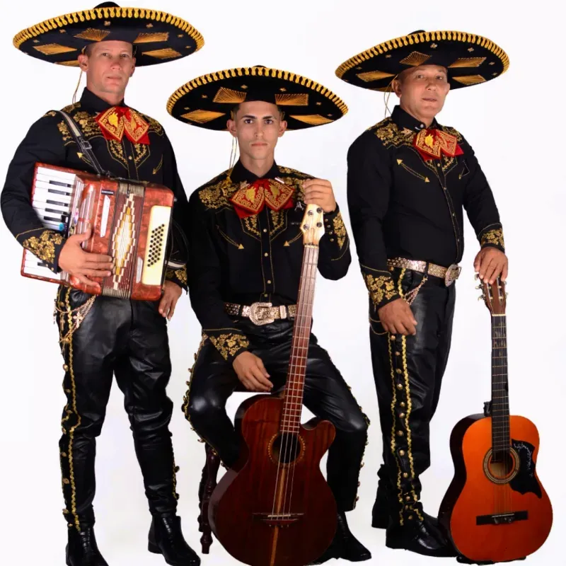 Mariachis 3️⃣🎵🎻🎷🥁