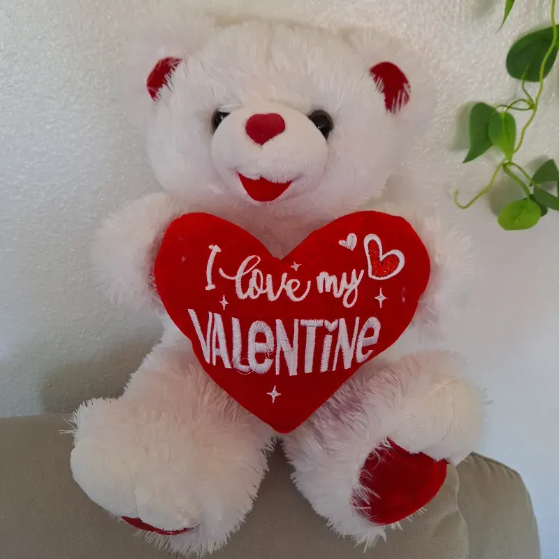 Peluche blanco y rojo 