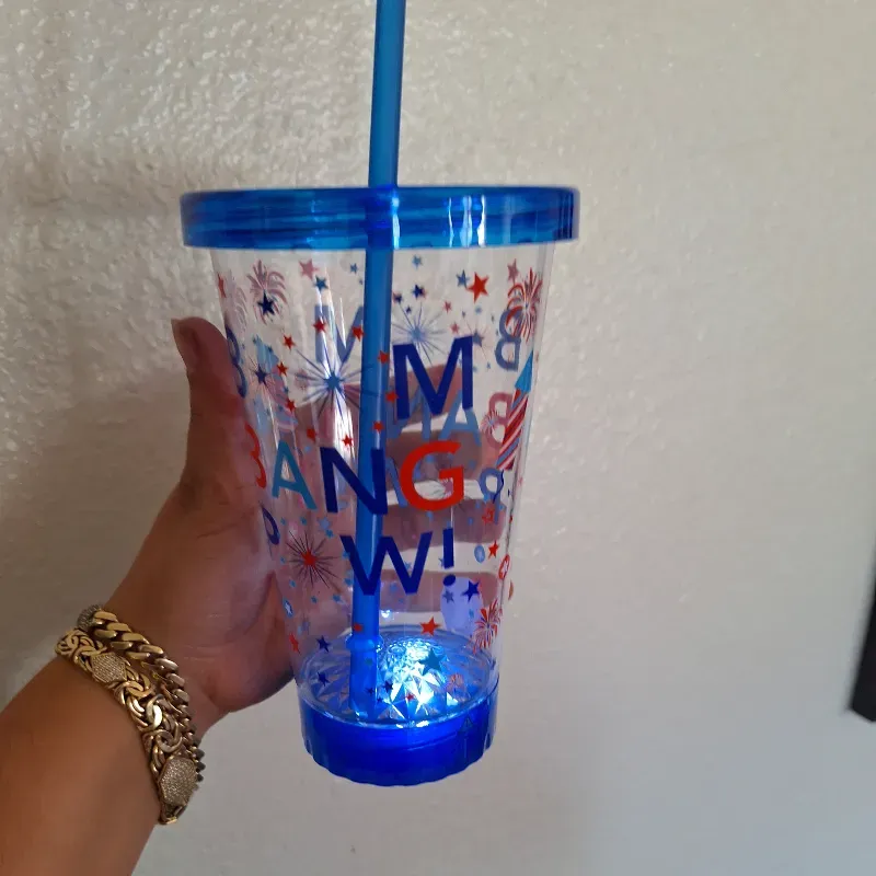 Vaso  que alumbra 