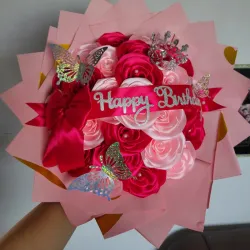 25 rosas con varios agregos