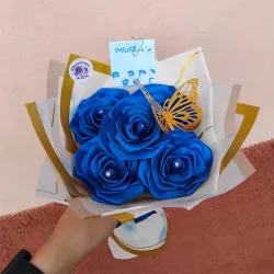 5 rosas💙
