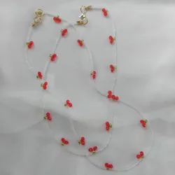 Collar de cerezas