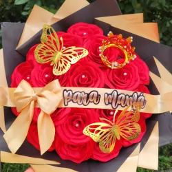 Lazo + cinta personalizada.